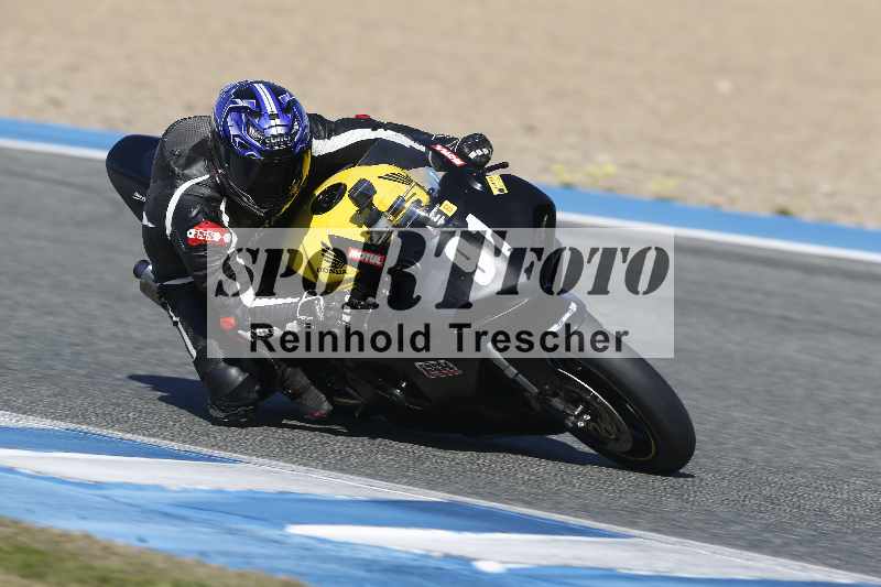 /Archiv-2024/02 29.01.-02.02.2024 Moto Center Thun Jerez/Gruppe schwarz-black/91